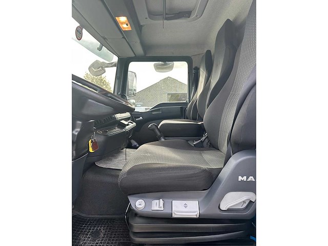 Man - 2014 - tgl 12.220 - vrachtwagen - afbeelding 1 van  1