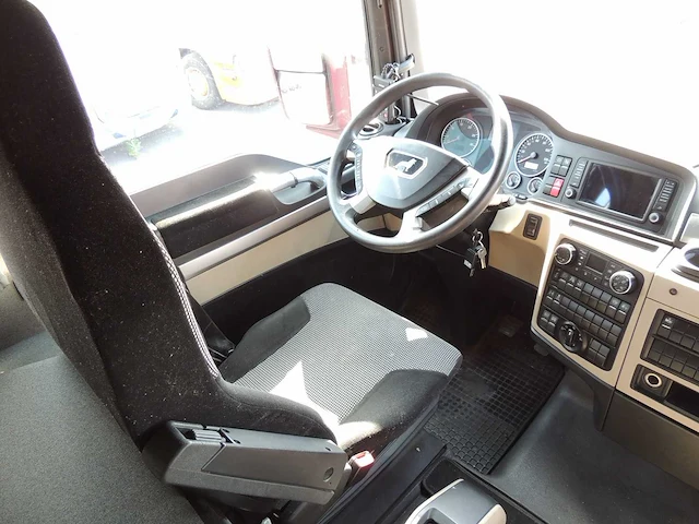 Man - 2018 - tgx 18.500 - vrachtwagen - afbeelding 22 van  29