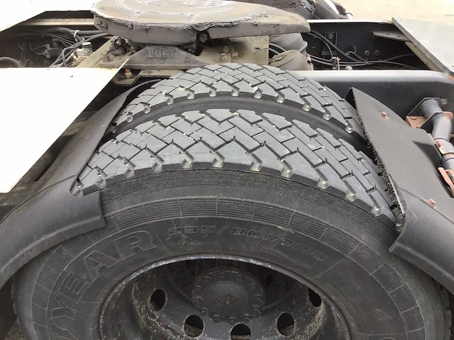 Man 18264 vrachtwagen - afbeelding 2 van  14