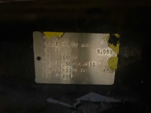 Man achteras hy 1350 12 - afbeelding 4 van  13