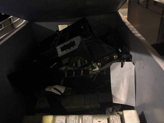 Man centrale elektronicatoebehoren - afbeelding 4 van  4