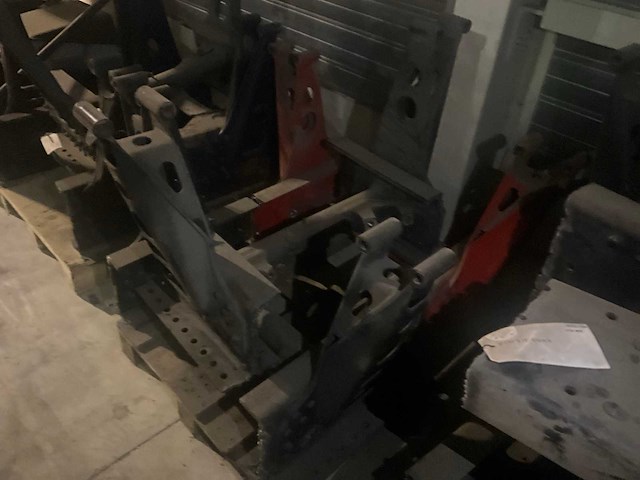 Man chassisteunen (9x) - afbeelding 12 van  21