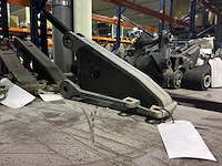 Man diverse steunen - afbeelding 2 van  4