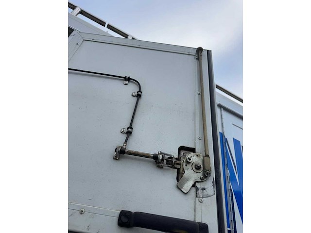 Man f90 takelwagen voor vrachtwagens - afbeelding 23 van  52