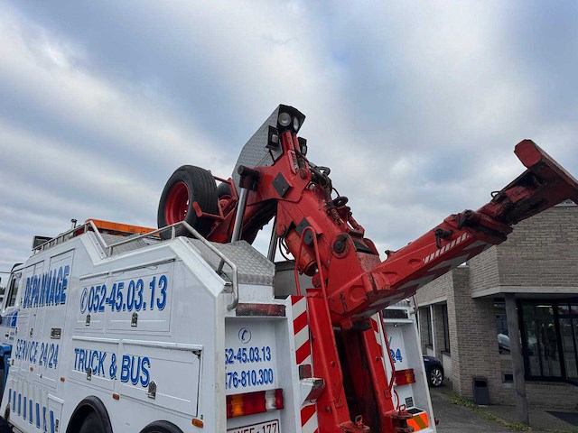 Man f90 takelwagen voor vrachtwagens - afbeelding 52 van  52