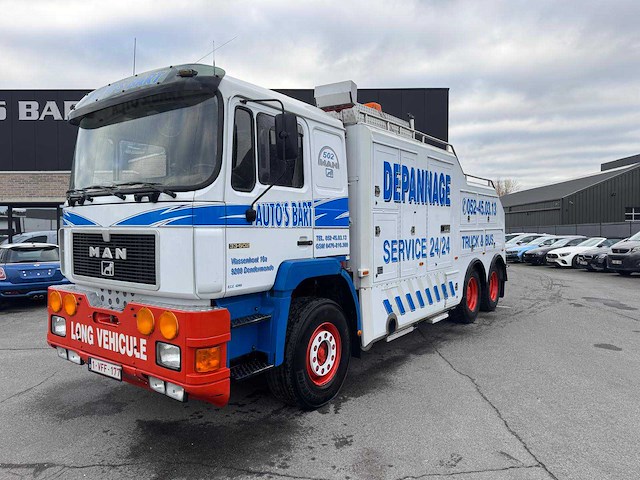 Man f90 takelwagen voor vrachtwagens - afbeelding 1 van  34