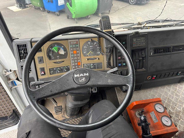 Man f90 takelwagen voor vrachtwagens - afbeelding 40 van  52