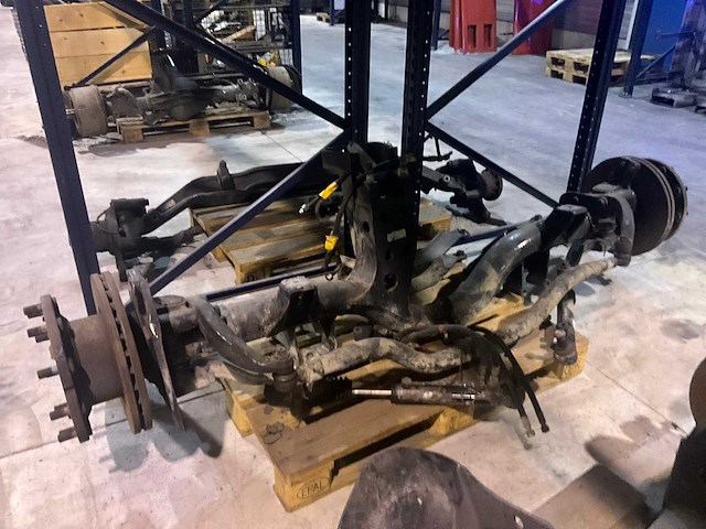 Man gestuurde voorloopas 81350037444 - afbeelding 3 van  10