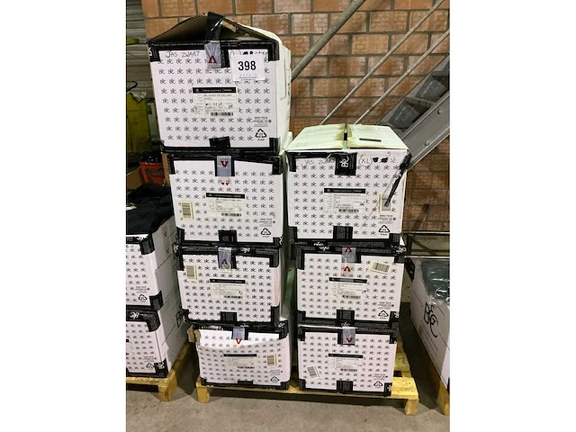 Man grote partij nieuwe werkkledij en jassen - afbeelding 15 van  19