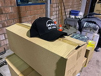 Man grote partij nieuwe werkkledij en jassen - afbeelding 18 van  19