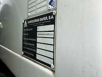 Man kat camper - afbeelding 28 van  59