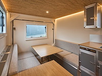 Man kat camper - afbeelding 33 van  59