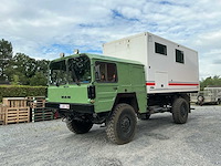 Man kat camper - afbeelding 23 van  59