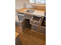 Man kat camper - afbeelding 35 van  59