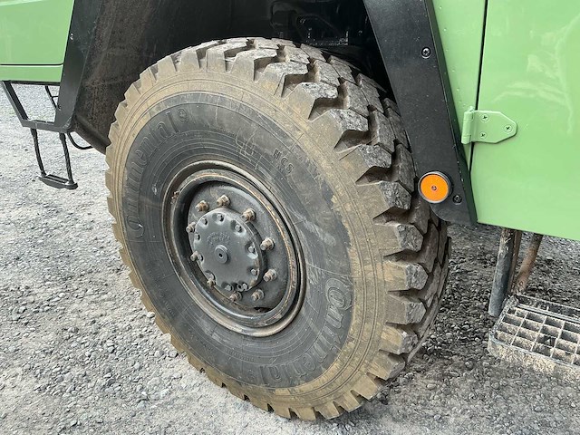 Man kat camper - afbeelding 48 van  59