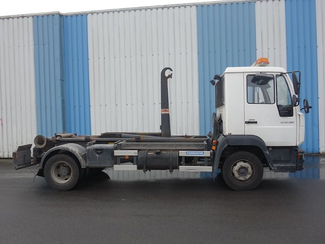 Man l70 - afbeelding 12 van  23