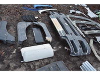 Man lot carrosserieonderdelen - afbeelding 4 van  20