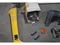 Man lot carrosserieonderdelen - afbeelding 8 van  20