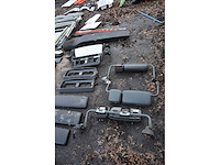 Man lot carrosserieonderdelen - afbeelding 16 van  20