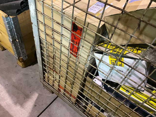 Man lot met diverse onderdelen - afbeelding 25 van  35