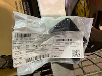 Man lot met diverse onderdelen - afbeelding 32 van  35