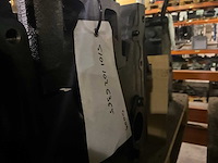 Man naakte motorblok - afbeelding 5 van  5