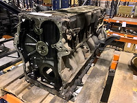 Man naakte motorblok - afbeelding 1 van  6