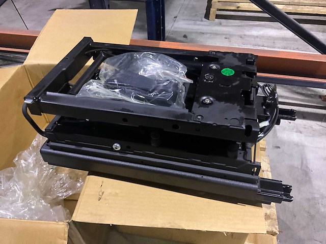 Man onderstellen voor zetels vrachtwagen (2x) - afbeelding 2 van  6