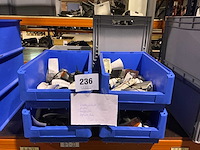 Man partij verlichting, toplichten en pinkers - afbeelding 1 van  9