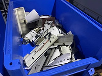 Man partij verlichting, toplichten en pinkers - afbeelding 2 van  9