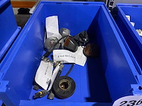 Man partij verlichting, toplichten en pinkers - afbeelding 4 van  9