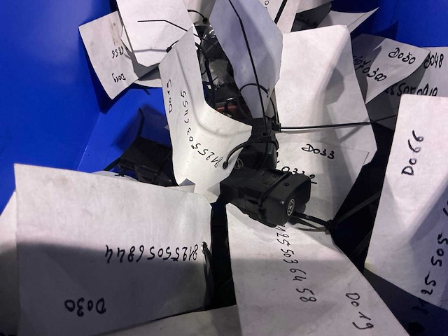 Man schakelaars - afbeelding 2 van  6