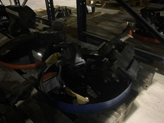 Man stuuronderdelen - afbeelding 2 van  13