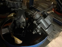 Man stuuronderdelen - afbeelding 3 van  13