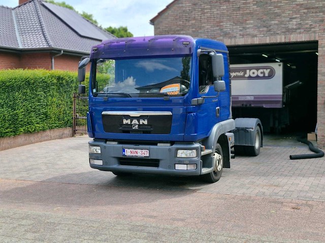 Man tgl 12.220 4x2bl combinatie marktkraam en trekker - afbeelding 11 van  43