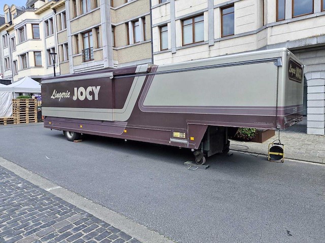 Man tgl 12.220 4x2bl combinatie marktkraam en trekker - afbeelding 34 van  43