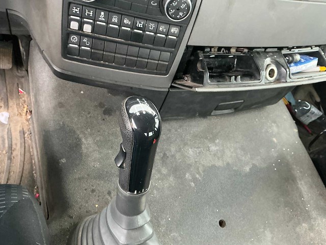 Man tgs vrachtwagen met optrekchassis - afbeelding 8 van  11