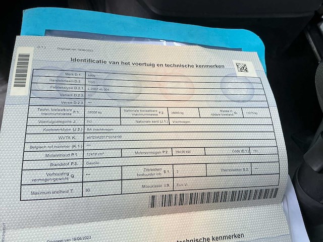 Man tgs vrachtwagen met optrekchassis - afbeelding 9 van  11