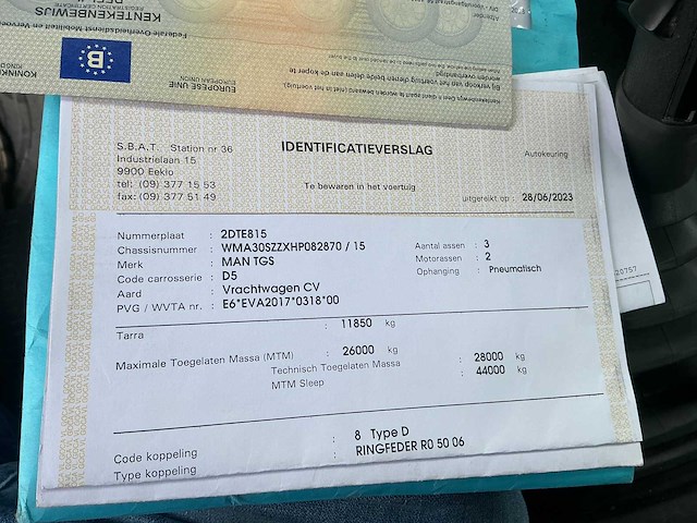 Man tgs vrachtwagen met optrekchassis - afbeelding 10 van  11