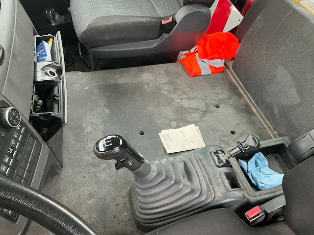 Man tgs vrachtwagen met optrekchassis - afbeelding 6 van  11