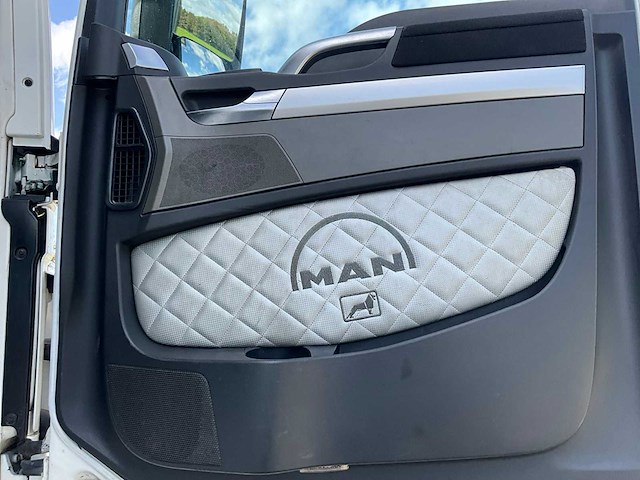 Man tgx 18.480 vrachtwagen - afbeelding 36 van  47