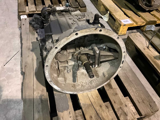 Man versnellingsbak d002 - afbeelding 2 van  5