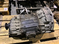 Man versnellingsbak d023 - afbeelding 1 van  7