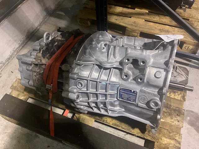 Man versnellingsbak zf astronic nid - afbeelding 3 van  5