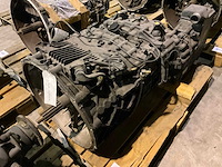 Man versnellingsbak zf astronic - afbeelding 1 van  8