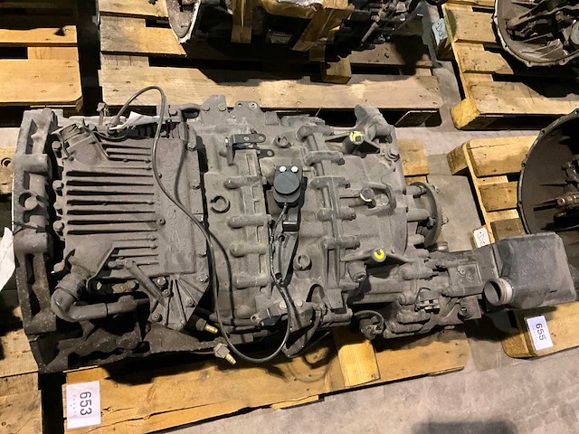 Man versnellingsbak zf astronic - afbeelding 2 van  8