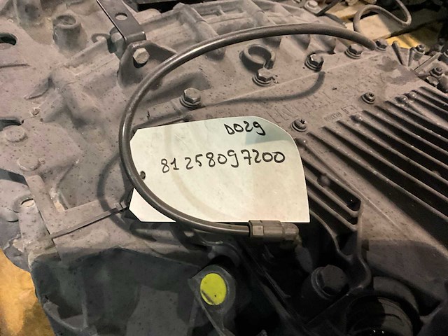 Man versnellingsbak zf astronic - afbeelding 5 van  8