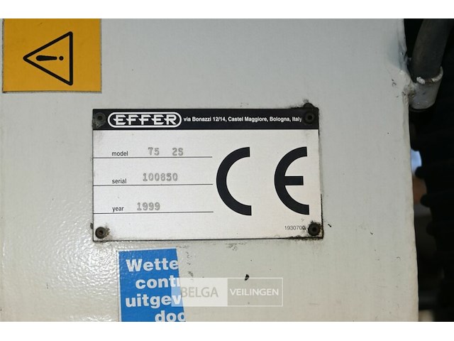 Man vrachtwagen met efa haakarm containersysteem en effer laadkraan - afbeelding 30 van  35