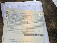 Man vrachtwagen met kraan - afbeelding 9 van  10