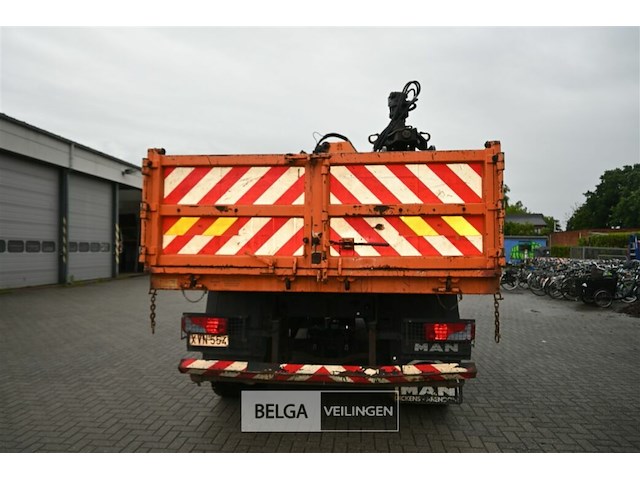 M.a.n. vrachtwagen met laadkraan en kipbak - afbeelding 18 van  30